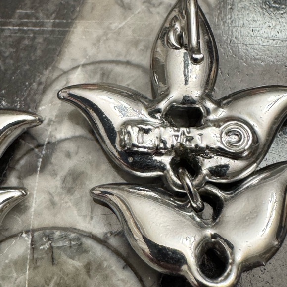 Sarah Coventry Silver pierced Leaf floral Earrings - Picture 3 of 4